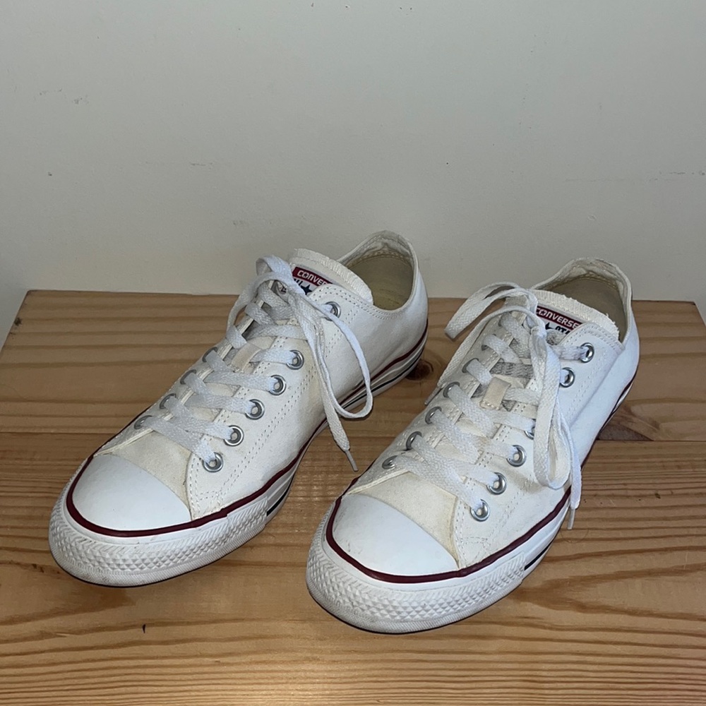 Converse All Star Low Top Mens Size 10 White Canvas Sneakers Shoes